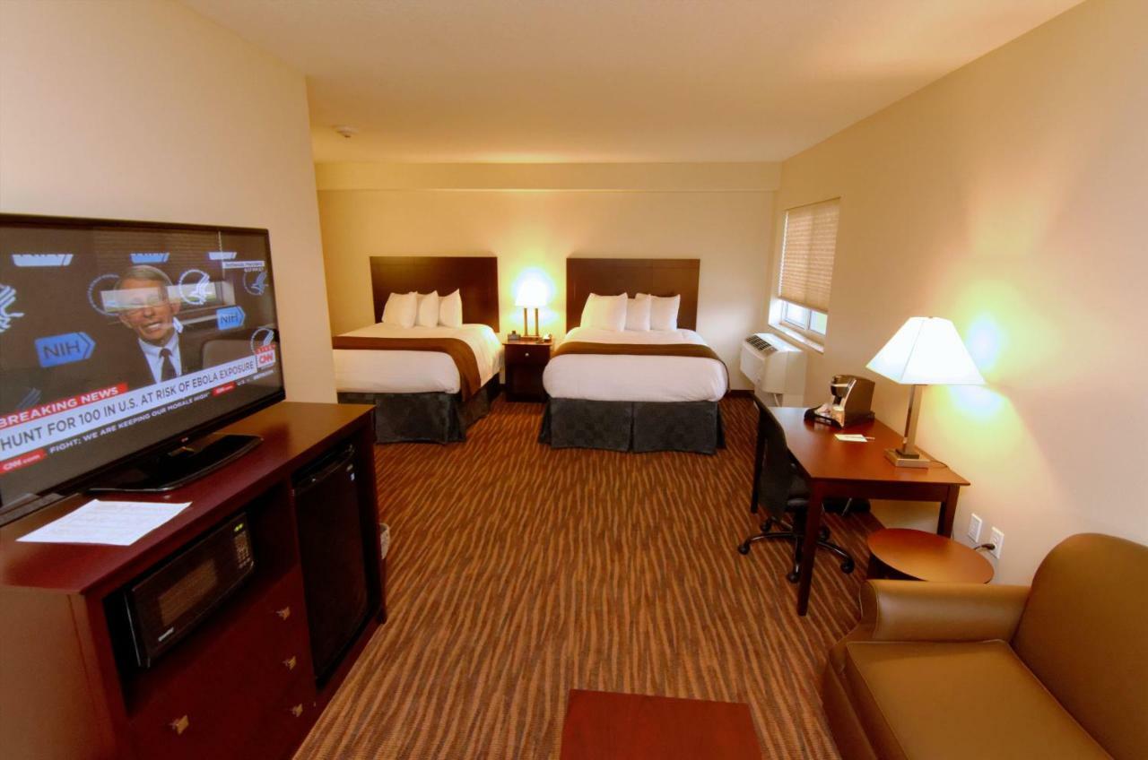 Cobblestone Inn & Suites Fort Madison Exterior photo